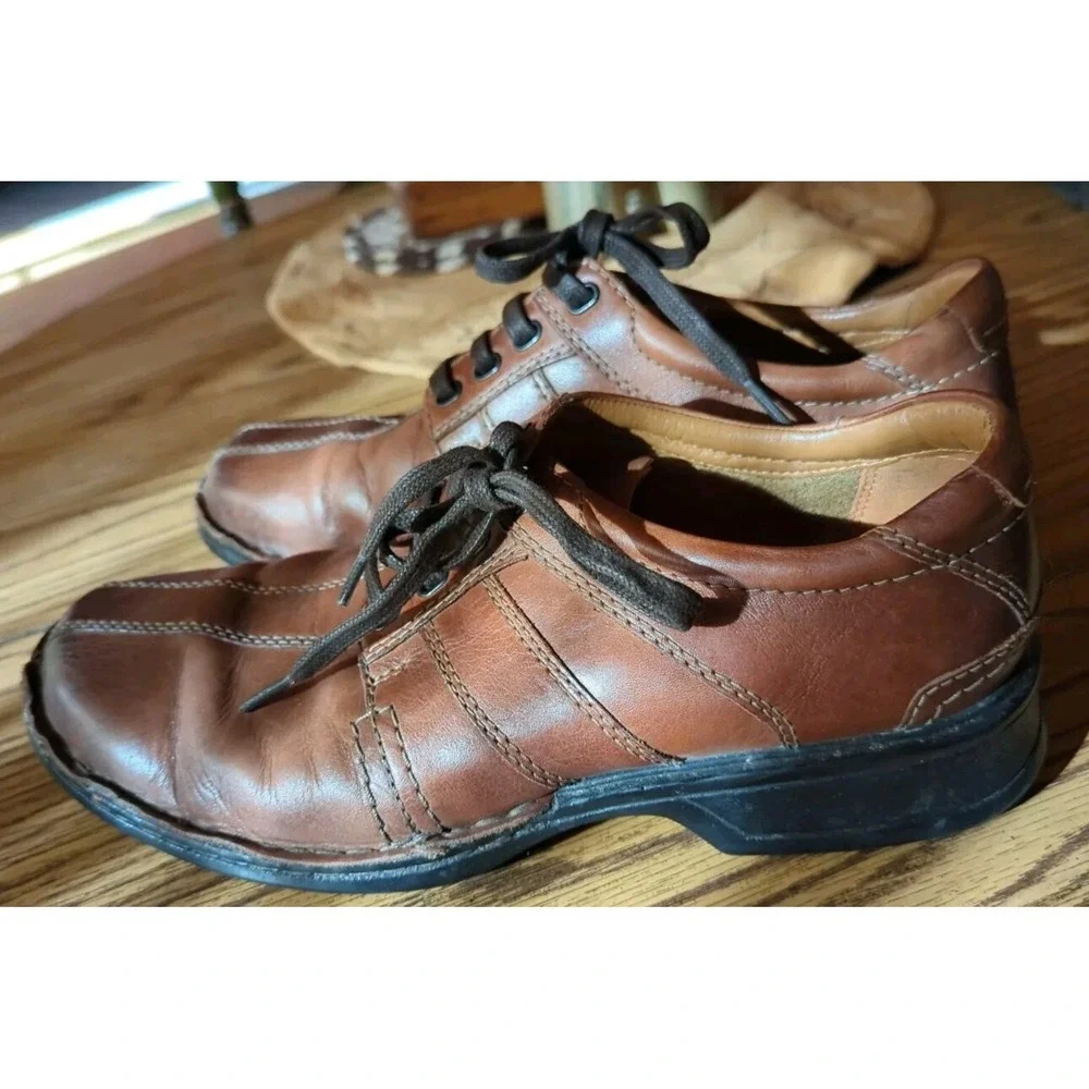Clarks Shoes Mens 8.5 M Casual Lace Up Oxford Brown Distressd‎ Leather
